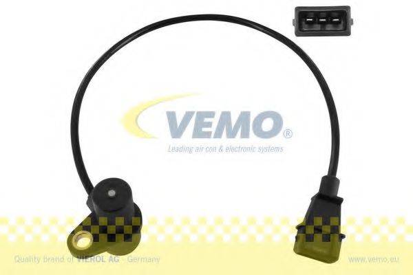 VEMO V24720082 Датчик импульсов; Датчик, частота вращения; Датчик импульсов, маховик; Датчик частоты вращения, управление двигателем