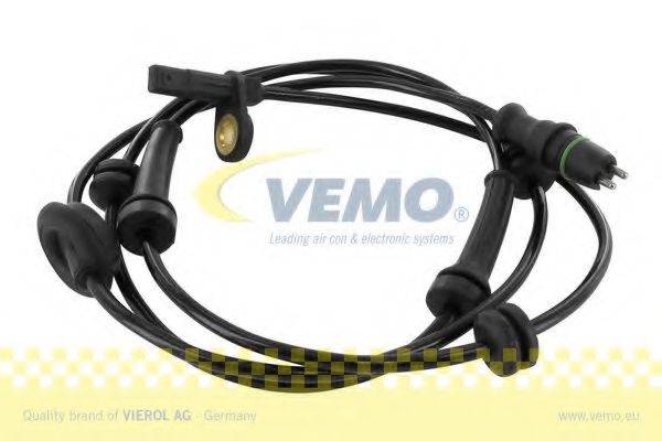 VEMO V24720120 Датчик, частота вращения колеса