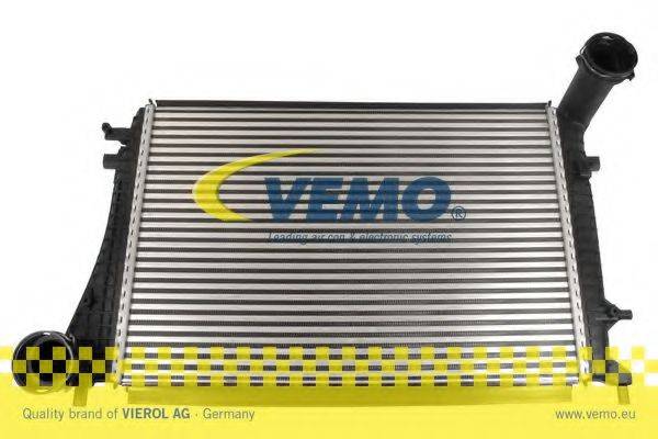 VEMO V15606034 Интеркулер