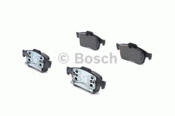 BOSCH 0986494032 Комплект тормозных колодок, дисковый тормоз